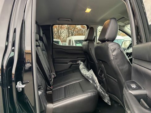 New 2025 Ford Ranger Lariat w/ Black Appearance Package AWD/4WD image 21