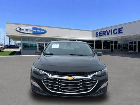 Used 2021 Chevrolet Malibu LT FWD image 3