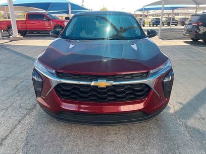 Used 2025 Chevrolet Trax LS