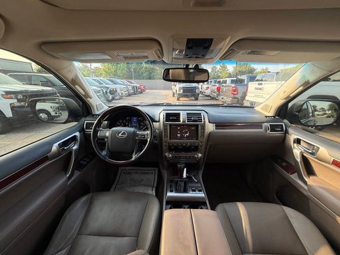 Used 2017 Lexus GX 460 Premium AWD/4WD image 21