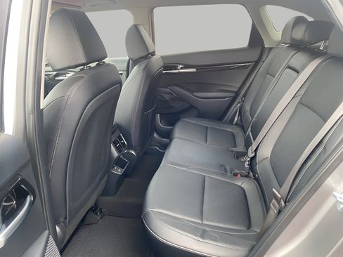Used 2024 Kia Seltos SX w/ SX Sunroof Package AWD/4WD image 10