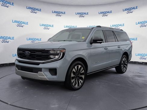 New 2025 Ford Expedition Max Platinum w/ Driver's Package image 11