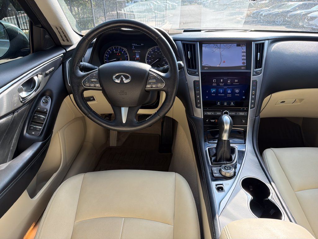 Used 2016 INFINITI Q50 3.0t Premium w/ Driver Assistance Package RWD image 29
