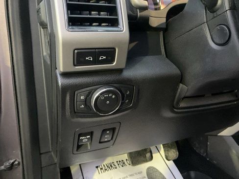 Used 2019 Ford F150 Lariat w/ Equipment Group 502A Luxury image 14