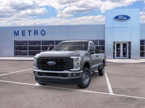 New 2026 Ford F250 XL w/ XL Chrome Package AWD/4WD image 3