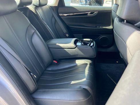 Used 2023 Genesis G80 2.5T image 14