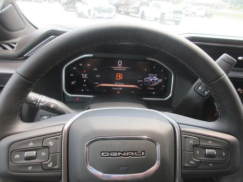 New 2026 GMC Sierra 2500 Denali Ultimate AWD/4WD image 17