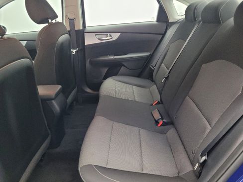 Used 2024 Kia Forte LXS w/ LXS Technology Package image 18