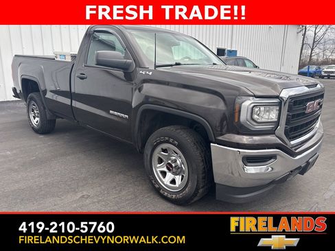 Used 2018 GMC Sierra 1500 4x4 Regular Cab w/ Sierra Convenience Package image 2