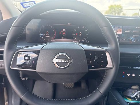 Certified 2025 Nissan Murano SV AWD/4WD image 14