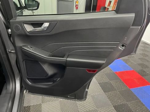 Used 2022 Ford Escape Titanium w/ Titanium Elite Package AWD/4WD image 15