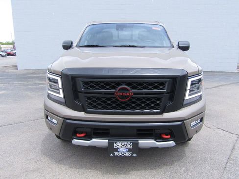Used 2024 Nissan Titan PRO-4X w/ Pro-4x Utility Package AWD/4WD image 4