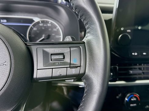 Certified 2023 Nissan Pathfinder SL w/ Lighting Package (N92) image 23