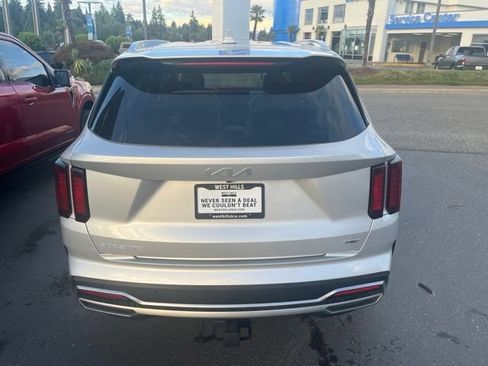 Used 2023 Kia Sorento EX AWD/4WD image 5