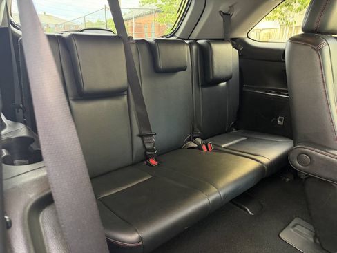 Used 2019 Toyota Highlander SE AWD/4WD image 20