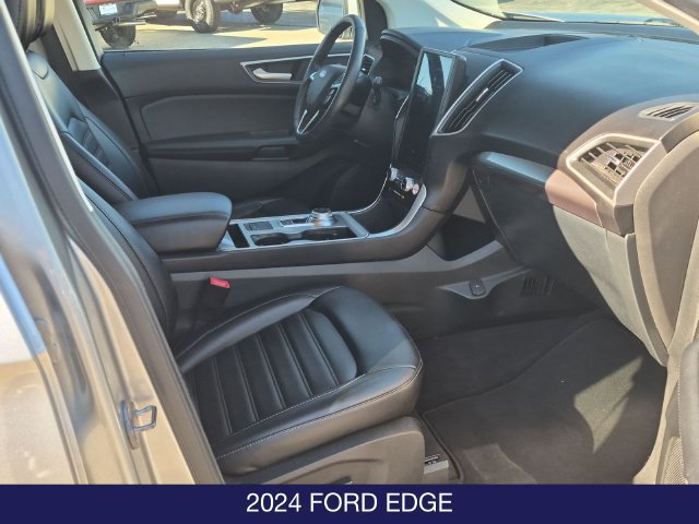 Used 2024 Ford Edge SEL AWD/4WD image 21