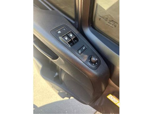 Used 2023 RAM ProMaster 2500 w/ Driver Convenience Group FWD image 14