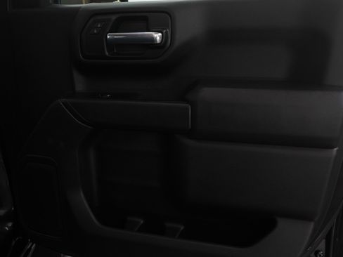 Used 2019 Chevrolet Silverado 1500 Custom Trail Boss image 11