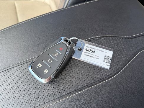 Used 2020 Chevrolet Traverse High Country w/ LPO, Floor Liner Package image 28