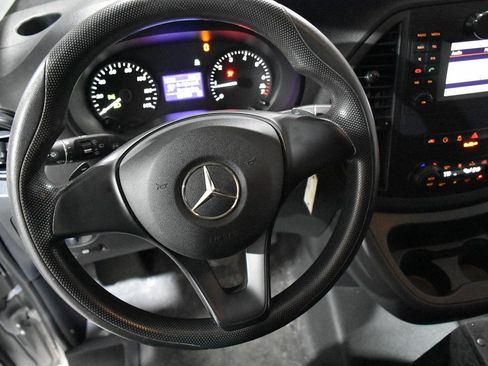Used 2016 Mercedes-Benz Metris Passenger image 16