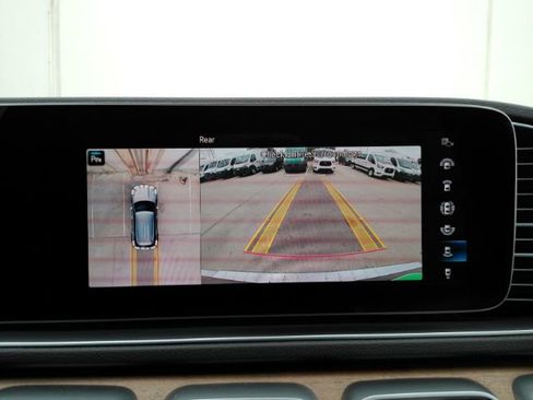 Used 2023 Mercedes-Benz GLE 350 4MATIC w/ 3rd Row Seat Package image 10