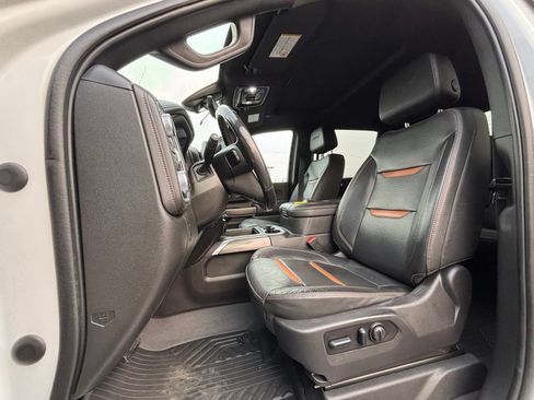 Used 2022 GMC Sierra 2500 AT4 w/ AT4 Premium Plus Package AWD/4WD image 7