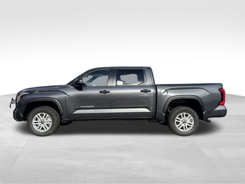 New 2026 Toyota Tundra SR5 image 2