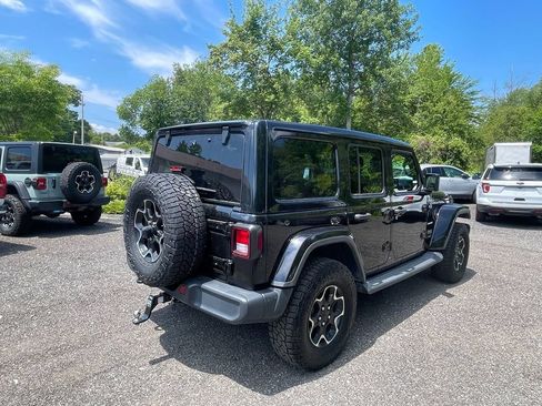 Used 2020 Jeep Wrangler Unlimited Sahara AWD/4WD image 5
