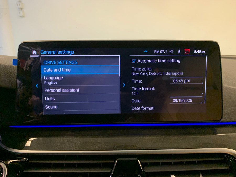 Used 2023 BMW 530i w/ Premium Package RWD image 35