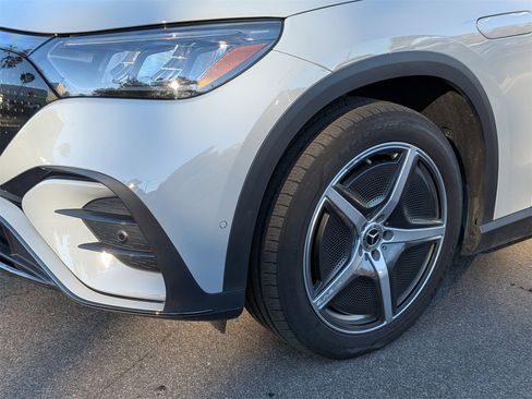 Used 2024 Mercedes-Benz EQE 350+ SUV w/ AMG Line Exterior Package image 9