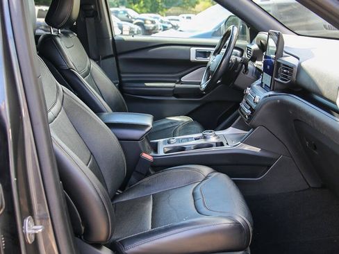 Used 2020 Ford Explorer ST w/ ST Street Pack AWD/4WD image 17