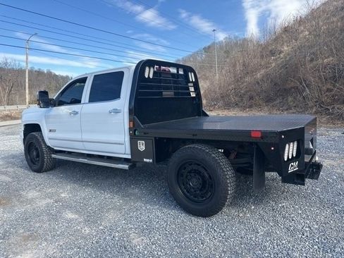 Used 2019 Chevrolet Silverado 2500 LTZ w/ Duramax Plus Package image 8