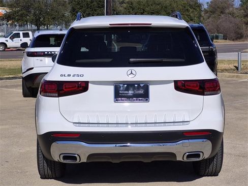 Certified 2023 Mercedes-Benz GLB 250 image 5