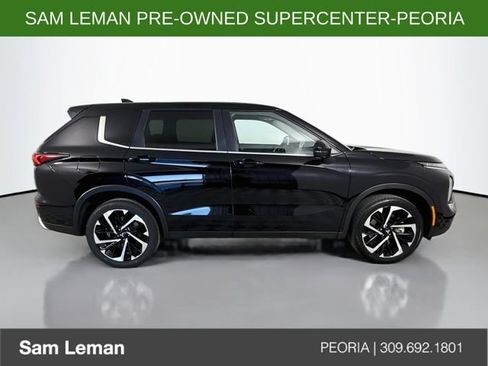 Used 2024 Mitsubishi Outlander AWD image 8
