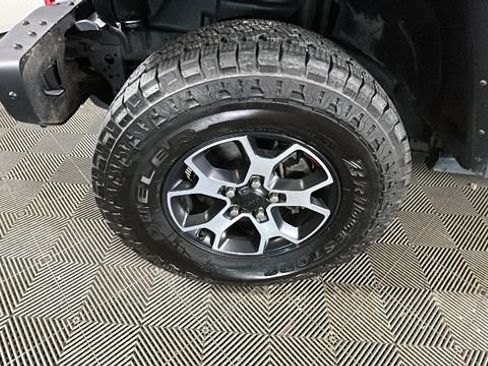 Used 2022 Jeep Wrangler Unlimited Rubicon w/ Steel Bumper Group AWD/4WD image 8