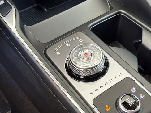 New 2025 Kia Sorento EX image 20