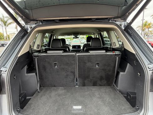 Used 2024 Volkswagen Atlas SE FWD image 6