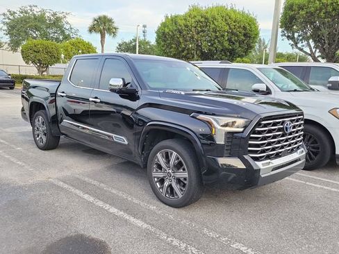 Used 2022 Toyota Tundra Capstone AWD/4WD image 3