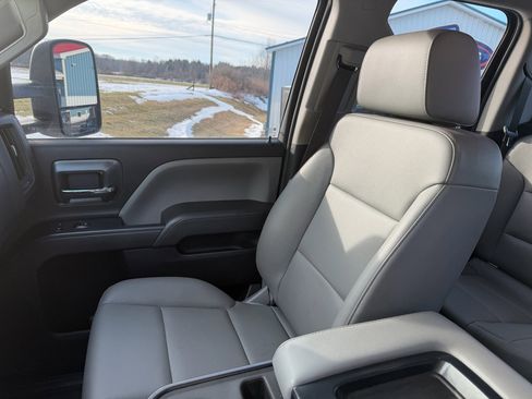 Used 2015 Chevrolet Silverado 2500 LT image 30