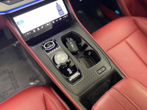 Used 2024 Jeep Wagoneer Launch Edition image 28