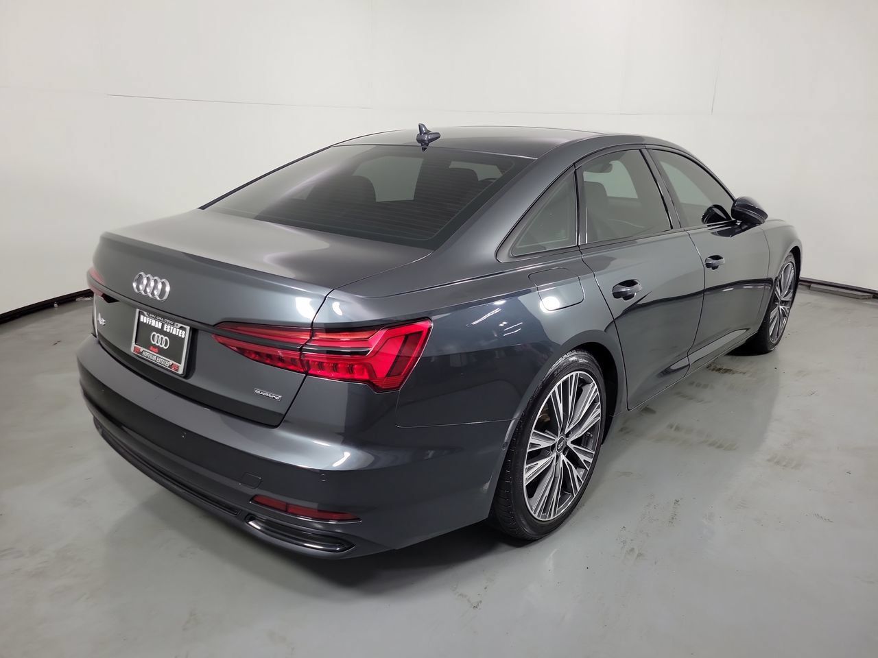 Used 2023 Audi A6 Premium Plus w/ Premium Plus Package AWD/4WD image 6
