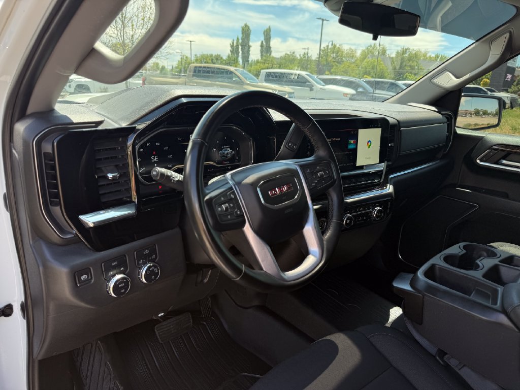 Used 2023 GMC Sierra 1500 SLE AWD/4WD image 24