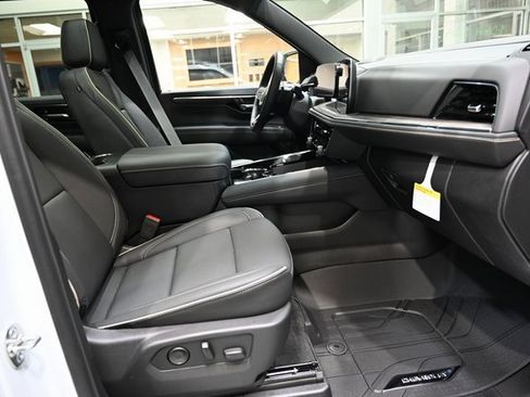 New 2026 Chevrolet Tahoe Premier w/ Sun And Tow Package image 10