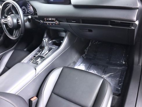 Used 2021 MAZDA MAZDA3 s FWD image 40