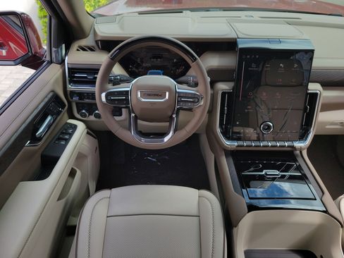 New 2026 GMC Yukon Denali w/ Denali Reserve Package AWD/4WD image 16