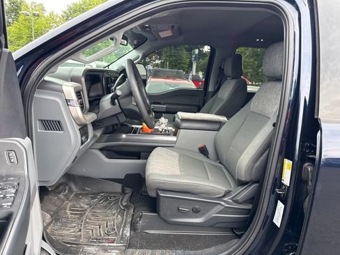 Used 2024 Ford F250 XLT w/ XLT Premium Package AWD/4WD image 8