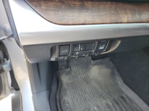 Used 2018 Subaru Outback 2.5i Limited image 20