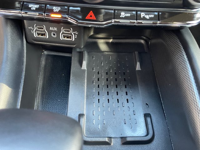 Used 2025 Dodge Durango R/T AWD/4WD image 29