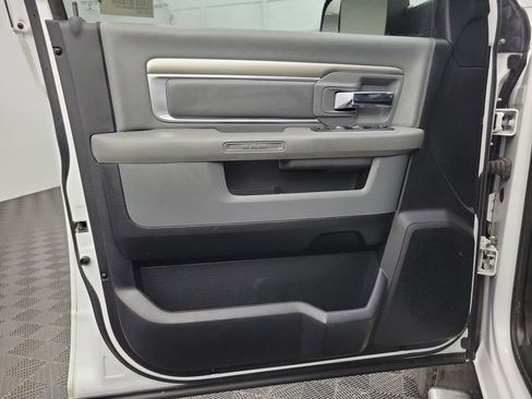 Used 2016 RAM 3500 Big Horn image 17