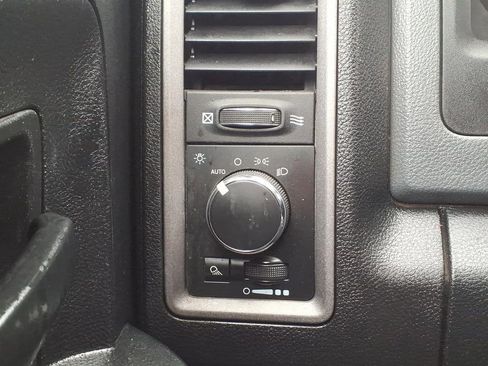 Used 2014 RAM 2500 Tradesman AWD/4WD image 25